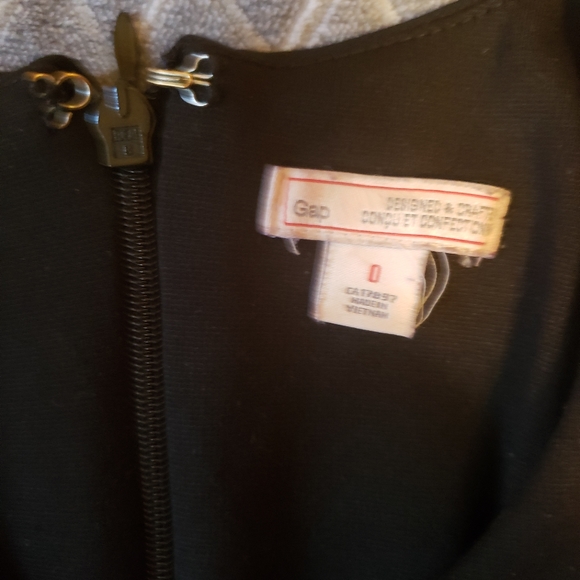 Gap black dress - Picture 2 of 5